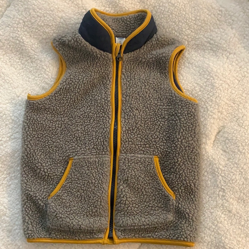 Old Navy Sherpa Vest - Toddler Boys 4T